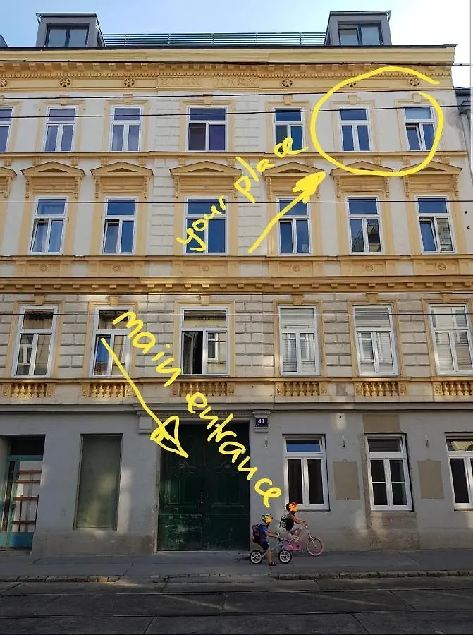 Schubert Park Apartment near Volksopera Wien 0*,